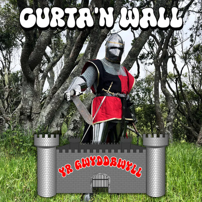 Curta'N Wall - Yr Gwyddbwyll